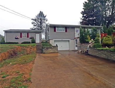 707 Finley Rd, Belle Vernon, PA, 15012