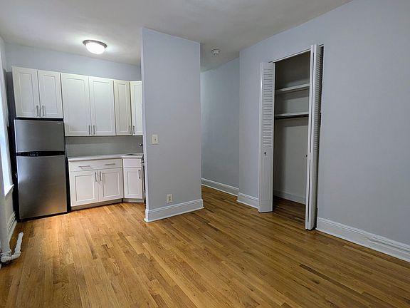 2nd image of 511 E 78th St #2G-515