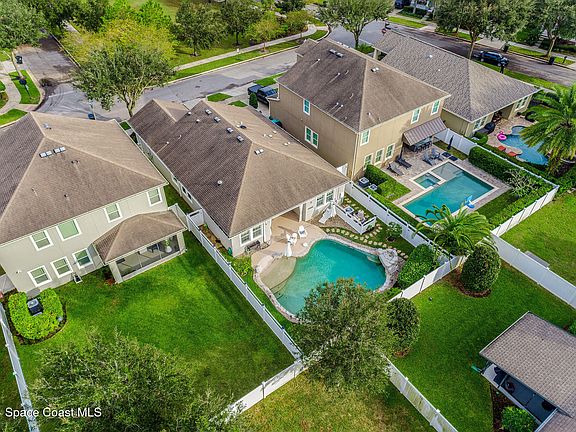 5th image of 10070 Greenshire Way