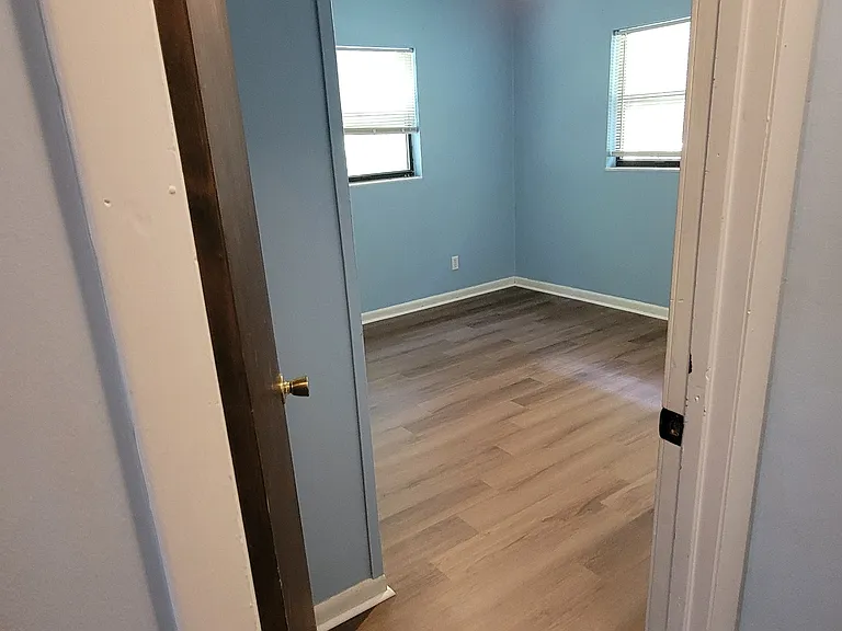 17451 Southside Ct — Photo 10