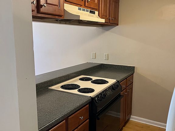 5th image of 2324 Sandpiper St