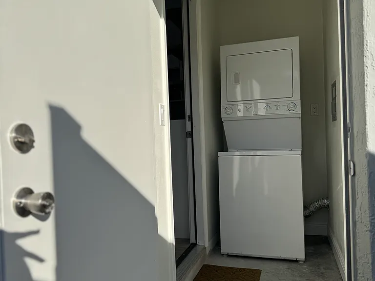 1536 Spring Ridge Cir — Photo 10