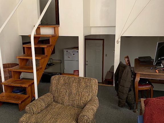 3rd image of 2035 N Halsted St Unit 1
