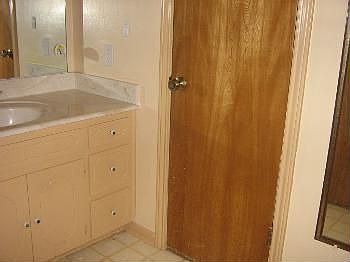 5th image of 13200 Canyon Trl