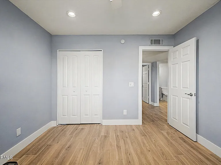 139 E Heather Ave — Photo 23