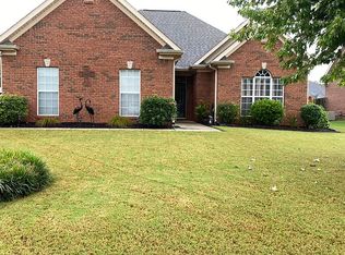 169 Churchill Dr, Maylene, AL 35114