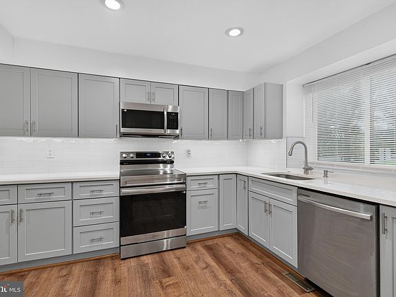 5th image of 2952 Jermantown Rd #2
