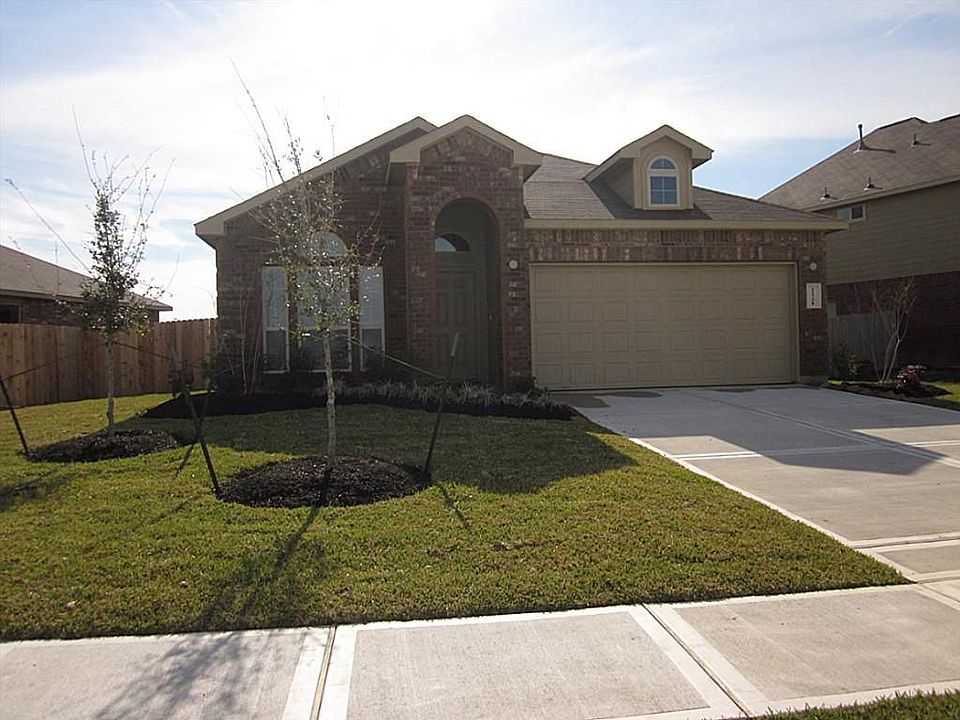 1st image of 22731 Saginaw Point Ln