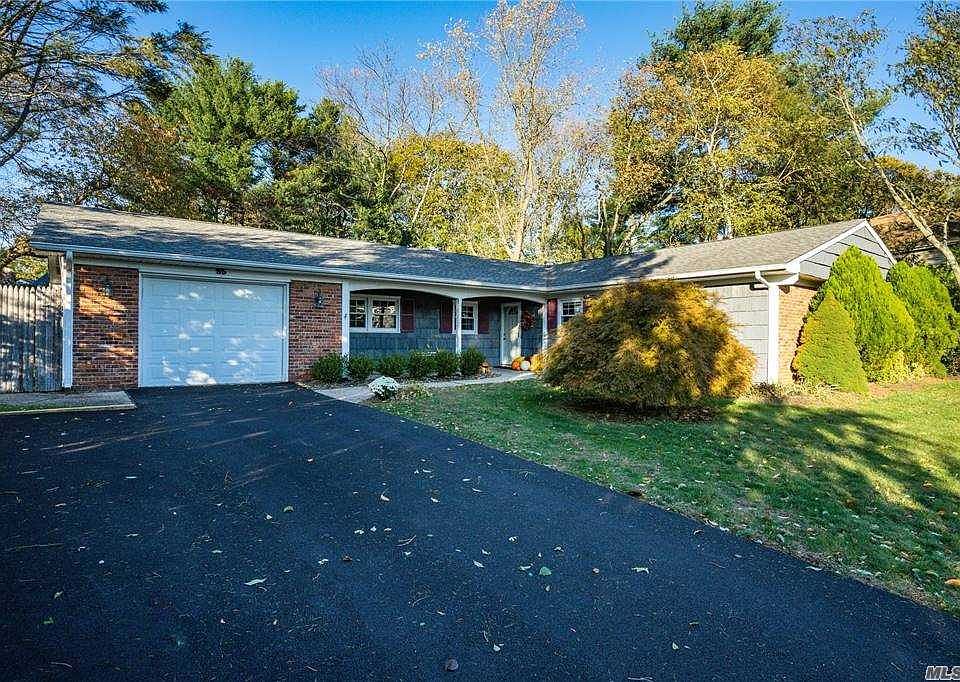 1st image of 55 Hopewell Dr