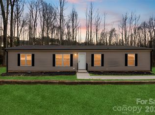 210 Sailwinds Rd, Mooresville, NC 28115