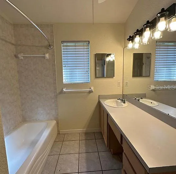 1404 E Crystal Lake Ave — Photo 5