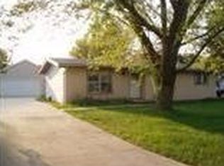 335 Pleasant Way, Seymour, WI 54165