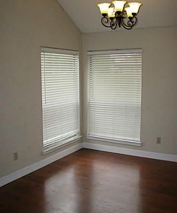 5th image of 8905 Wood Glen Dr