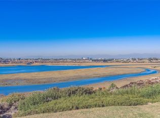 2167 Vista Entrada, Newport Beach, CA 92660