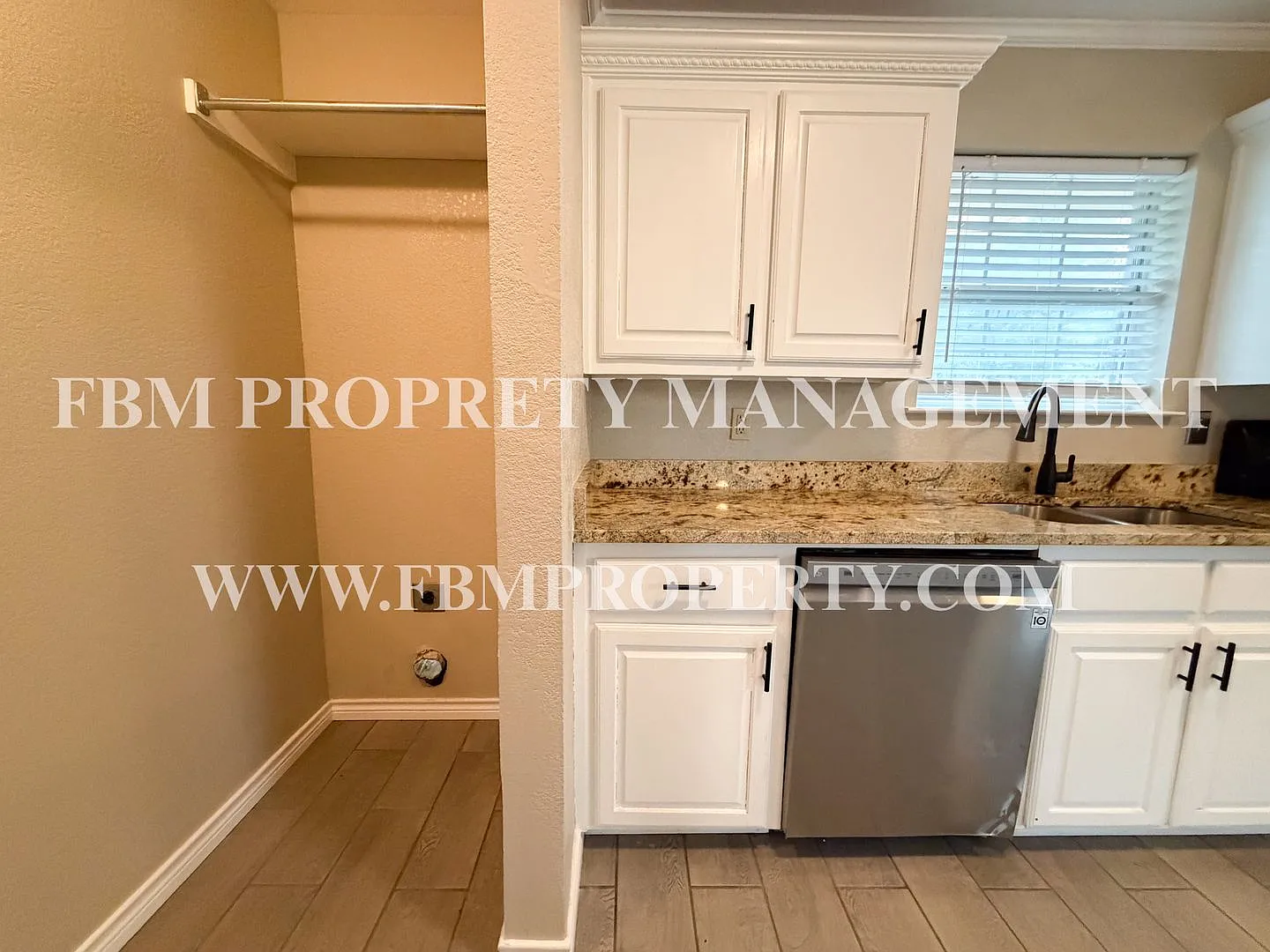 121 N 24th St, Unit 2 - Cozy 2 Bedroom, 1 Bathroom Duplex in Corsicana, TX! — Photo 4
