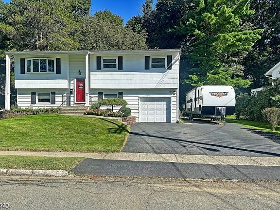 2nd image of 25 Kory Rd