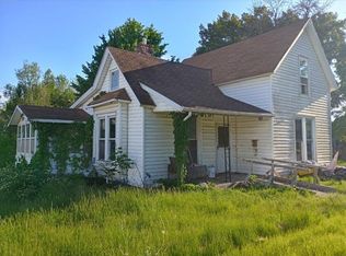 1360 Oak St, Hamilton, IL 62341