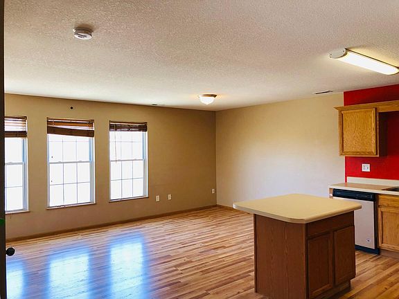 5th image of 8302 Westown Pkwy Unit 5106