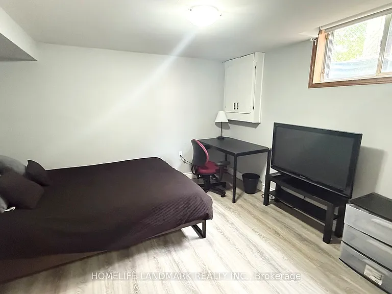 81 United Sq #BASEMENT — Photo 10