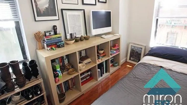 Rented by Nooklyn NYC LLC | media 2