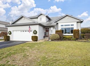 3303 Woodford Dr, Joliet, IL 60431