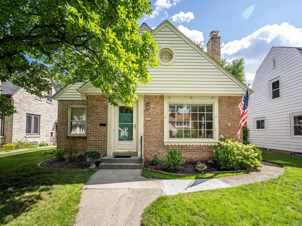 2950 North 69th STREET, Milwaukee, WI 53210