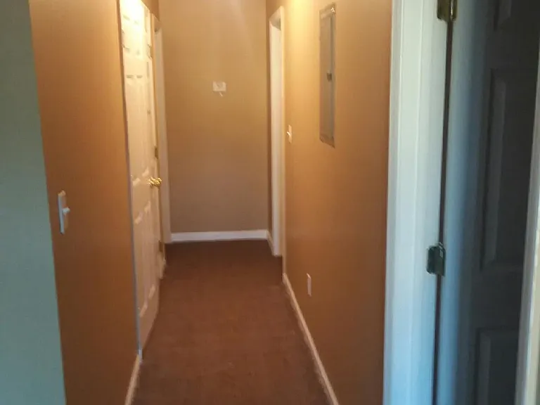 947 Woods St — Photo 5