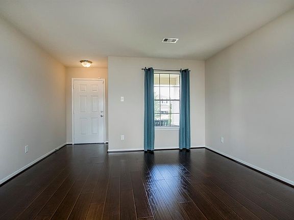5th image of 8106 Sweetstone Bluff Ln