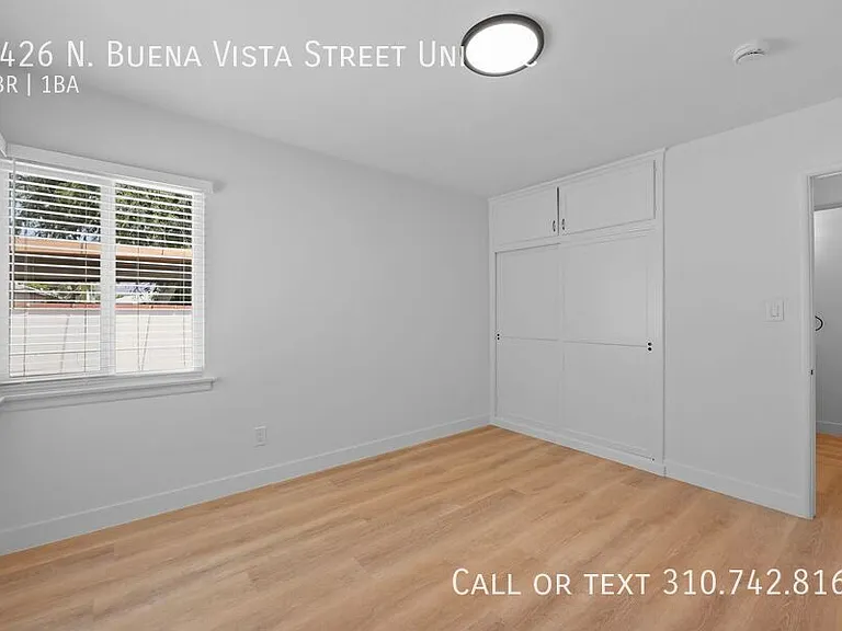 2426 N Buena Vista St #C — Photo 16