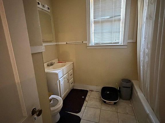 5th image of 461 N Park Ave