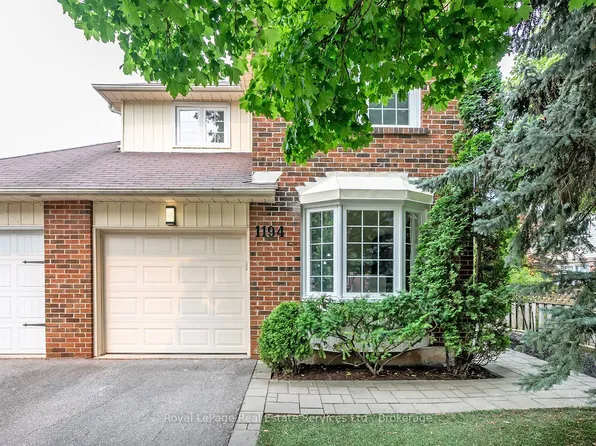 1194 Potters Wheel Cres, Oakville, ON L6M 1J2