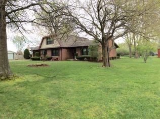 1879 Lezlie Ln, Linton, IN 47441