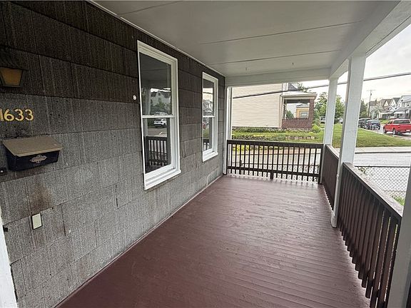 5th image of 1633 Leishman Ave