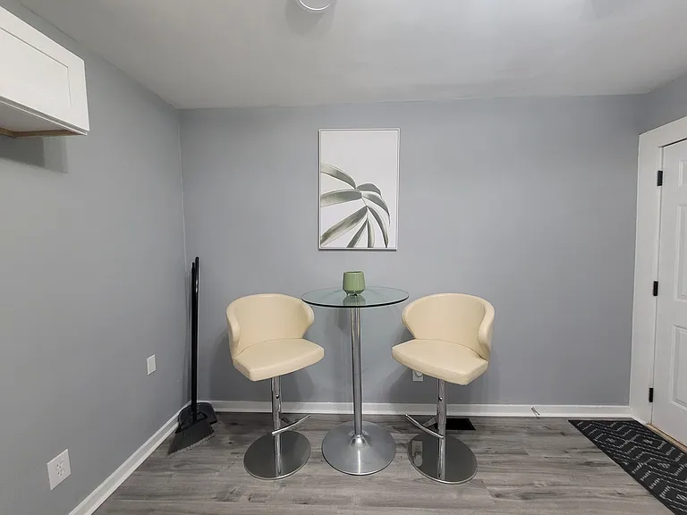 2818 N Capitol Ave #1 — Photo 6