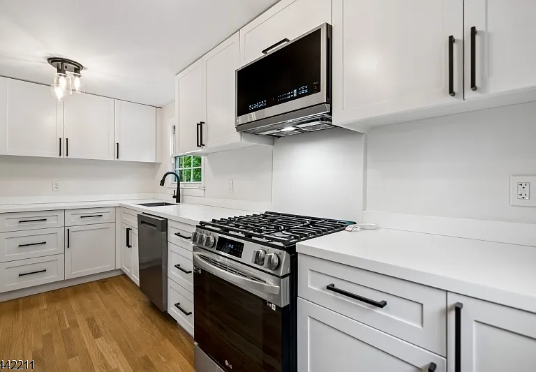 24 Iris Rd — Photo 14