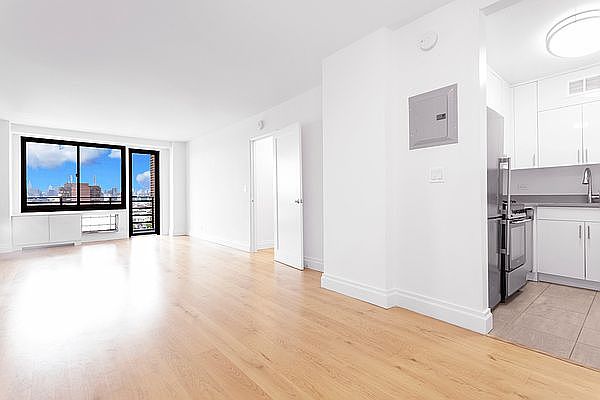 1st image of 25 W 132nd St APT 9J