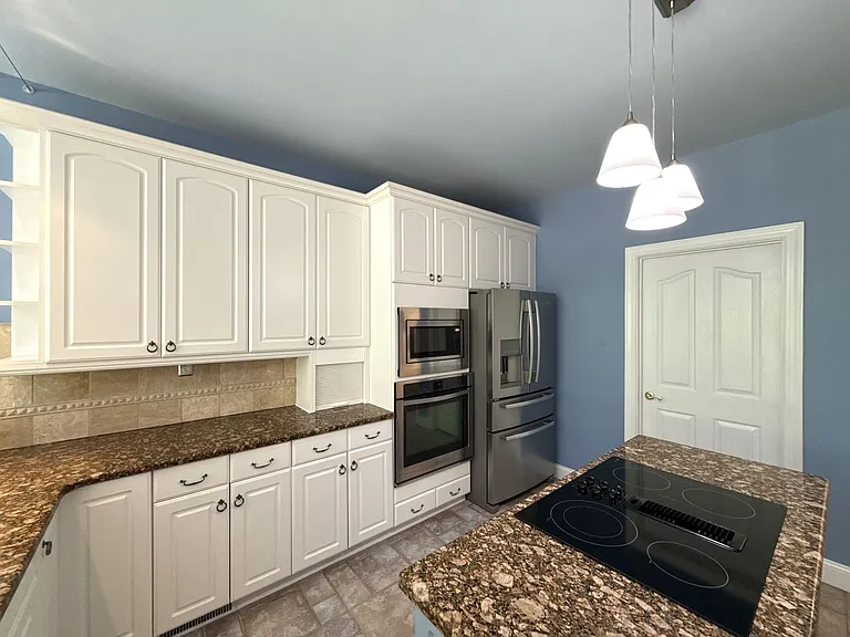 15816 Feeny Ct — Photo 8