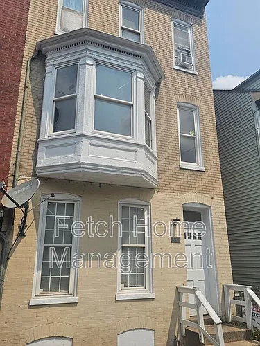 569 W Philadelphia St #1 Photo 1