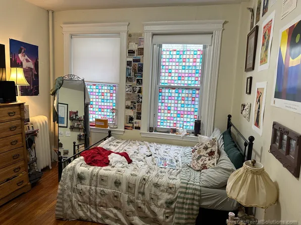 95 Gordon St APT 6, Boston, MA 02135