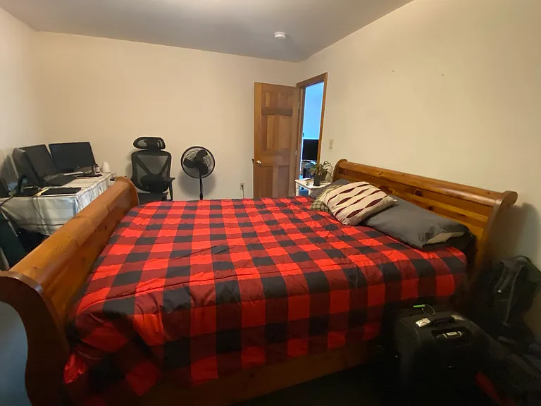 8 General John Sullivan Way #1 — Photo 5