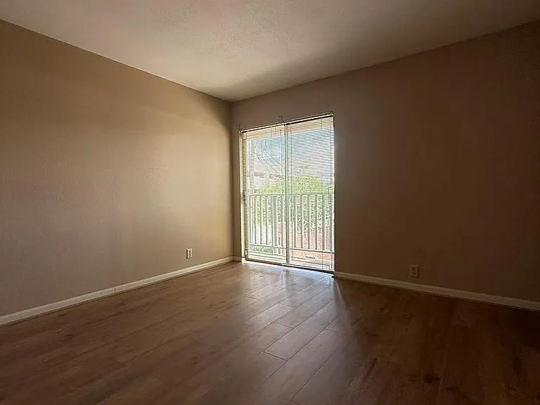 2829 Timmons Ln #176 — Photo 6