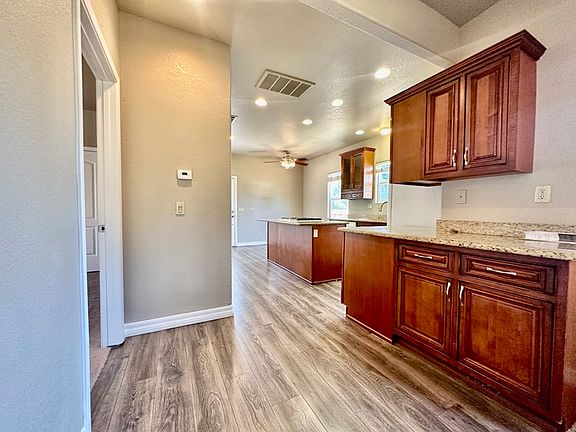 4th image of 815 Natoma St #A