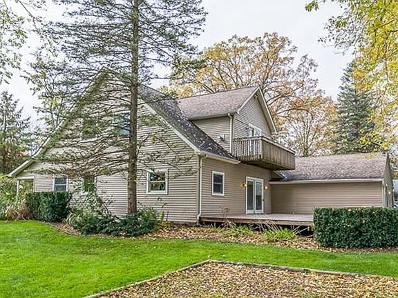 5th image of 8006 Lakeshore Dr