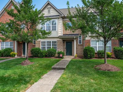 9819 Castain Dr, Raleigh, NC, 27617