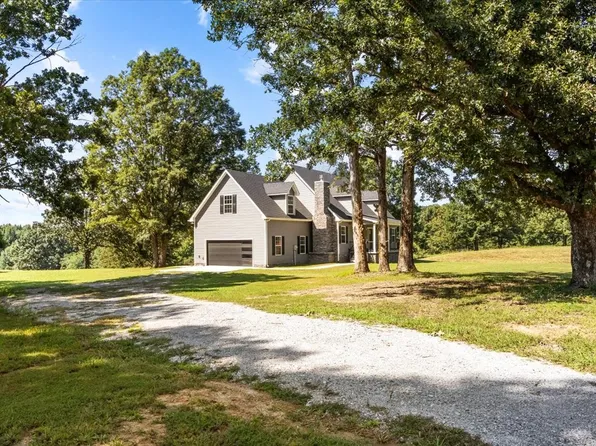 718 Darrell Rye Rd, Erin, TN 37061