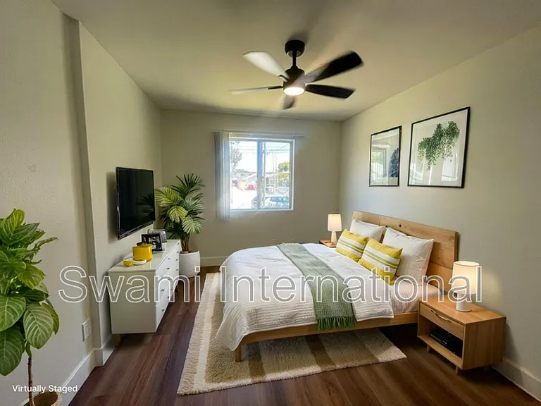 345 E Stepney St #6 — Photo 3