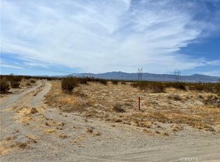 2 Sandstone Rd, Phelan, CA 92371