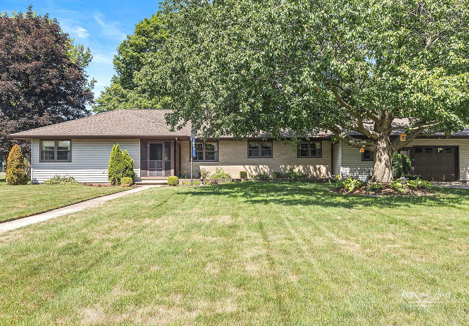 445 S Ralph St, Watseka, IL 60970 MLS 11829092 Zillow