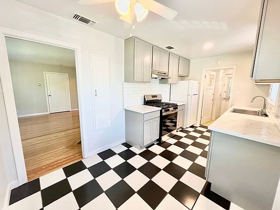 5th image of 3610-3624 I St #3618