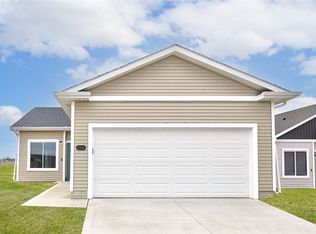 2335 Legacy Dr, Norwalk, IA 50211